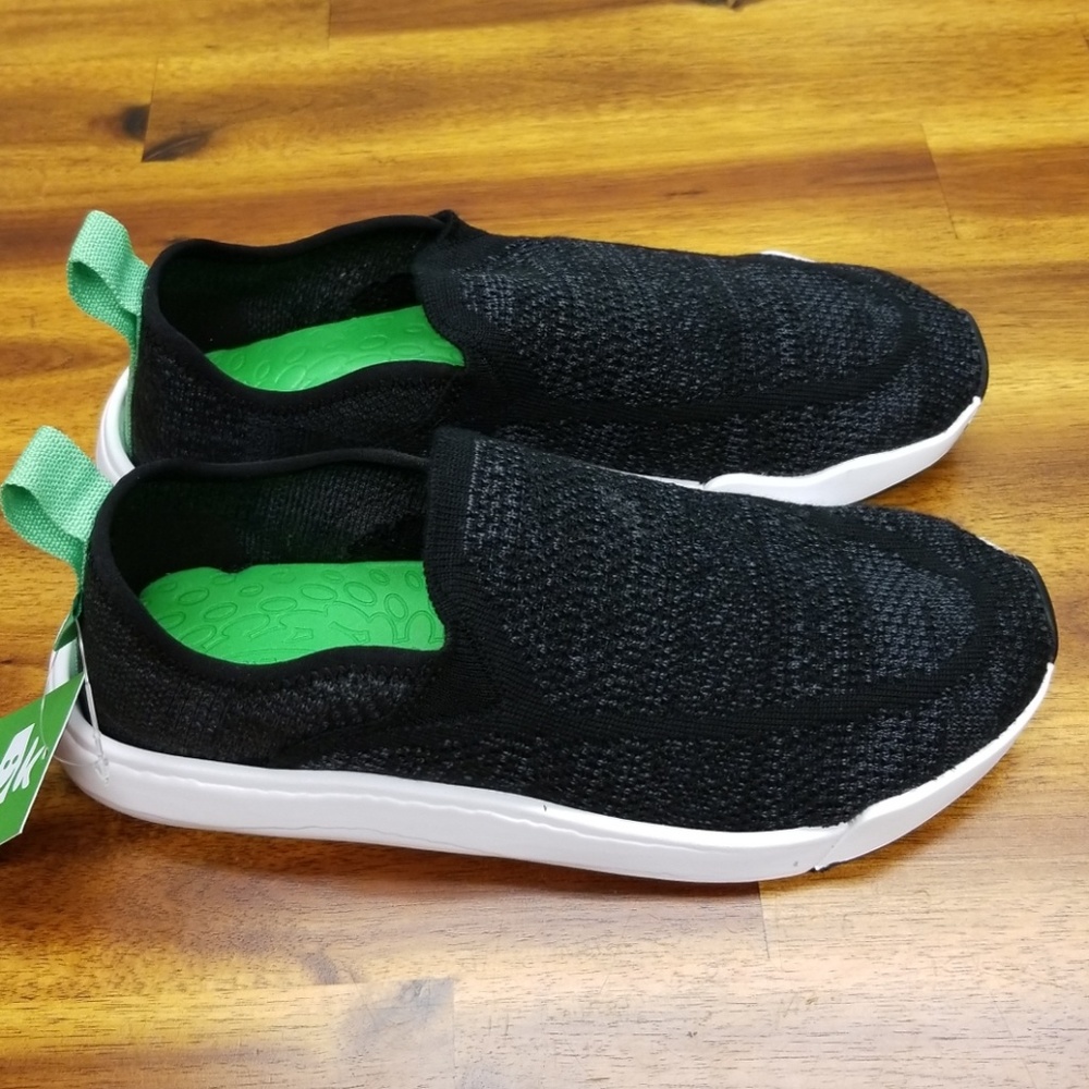 Men's Sanuk Shoes